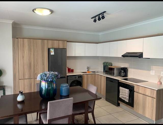 2 BEDROOM APARTMENT FOR SALE IN BLYDE RIVERWALK ESTATE